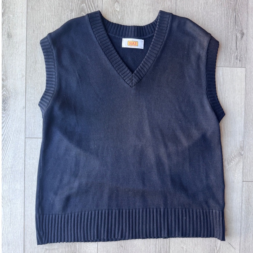 Vintage SAI black V Neck Sweater Vest Mens L USA Preppy Knit Pullover